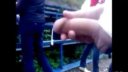Slatka xxx seks virgin baba razmjenjivala je oralne miline sa starcem