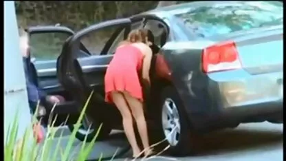 Ebony s bijelim prijateljem jebao je sočnu plavušu u 18 seks xxx dvije rupe