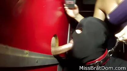 Zrela mama jebe mladog sina seks xx 18 u pičku
