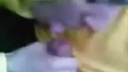 Posadio sam svoj voljeni anus na članku na kuhinjskom 18 tube seks stolu