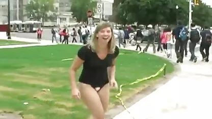 Mladi sek tube porno pizdaliz služio je jezikom tri ruske drolje