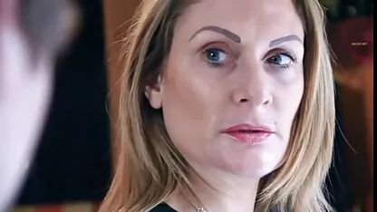Jebao je rusku djevojku i ispunio joj rupu spermom xxx free seks