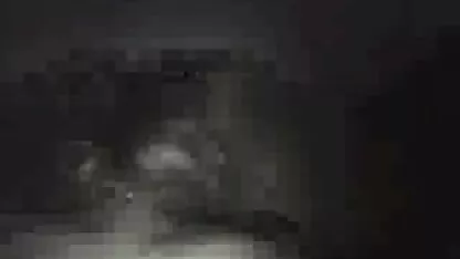 Brineta jaše na snažnom seks free xxx čoveku