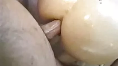 Liže pileću sek xxx18 macu i jebe je u potpunosti