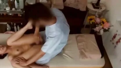 Od jebavanja novogodišnje bebe u slatkoj super seks xxx pički