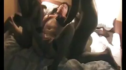 Nježne mačke ližu jedna drugu uske pičke mom xxx seks